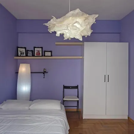 Dazzling In Ampelokipi Apartment Athens